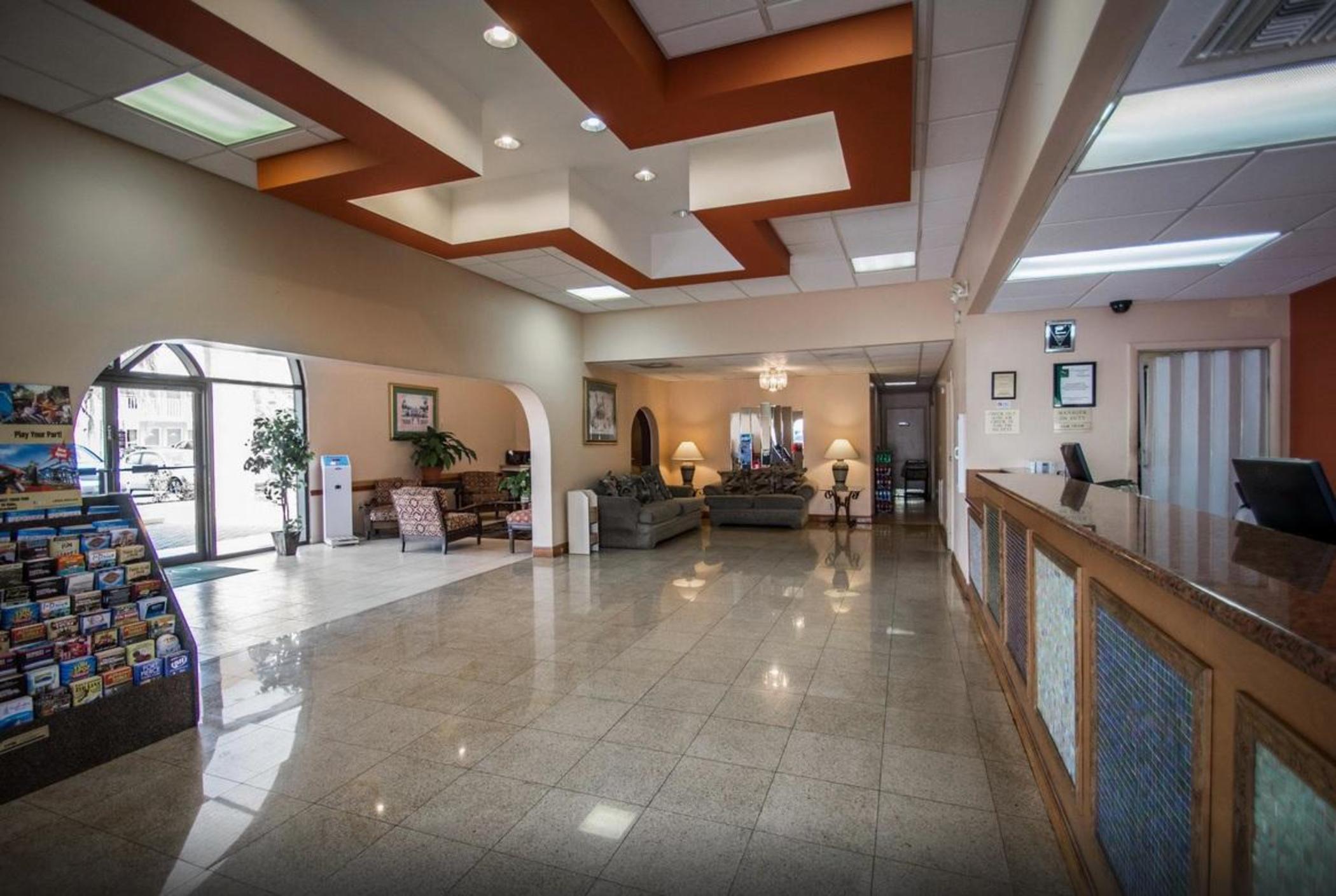 Quality Inn & Suites Eastgate 基西米 外观 照片